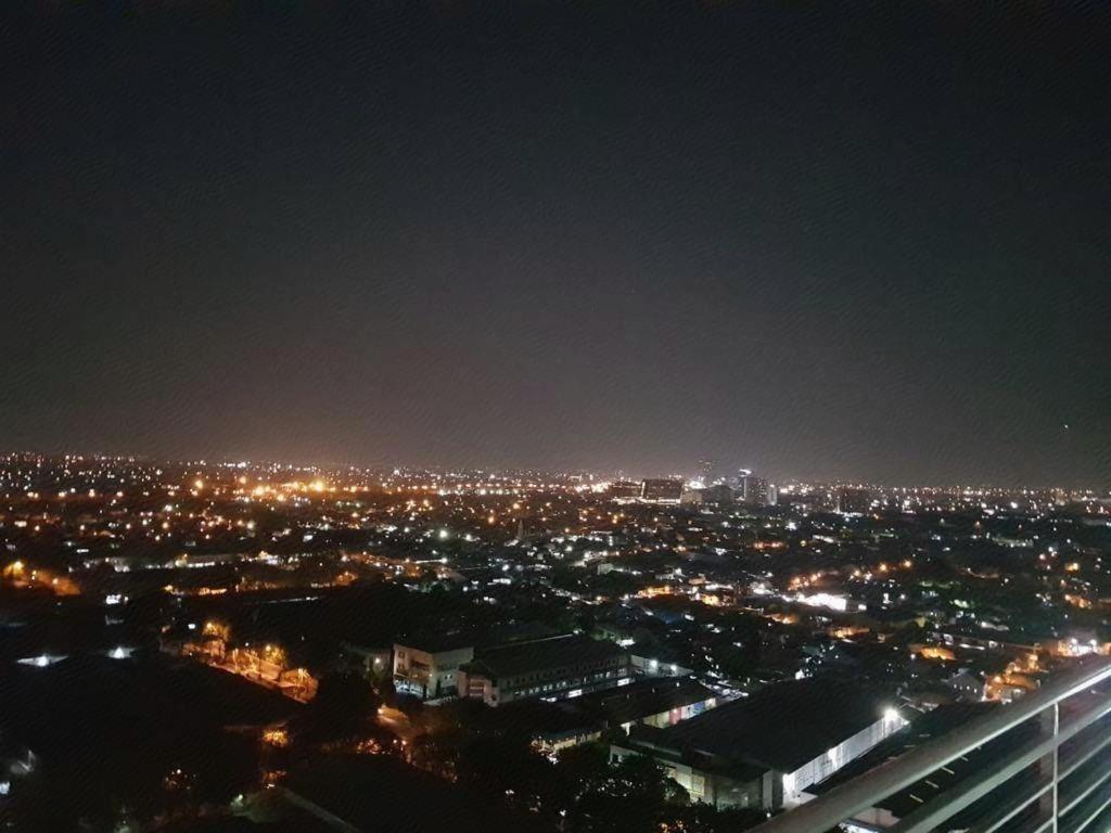 My Tower Hotel Surabaya Luaran gambar