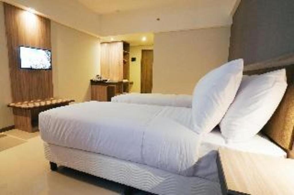 My Tower Hotel Surabaya Luaran gambar
