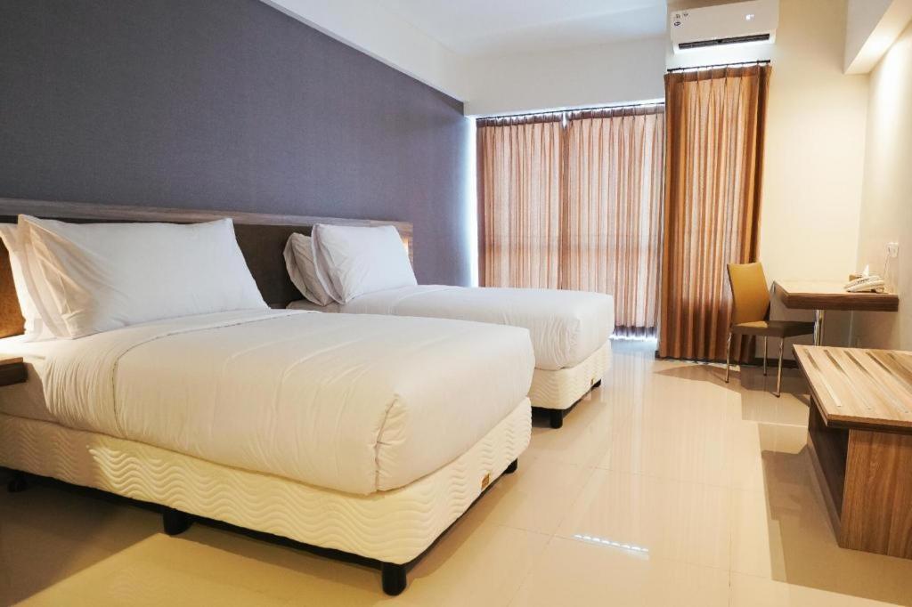 My Tower Hotel Surabaya Luaran gambar