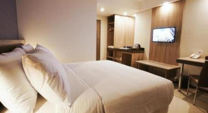 My Tower Hotel Surabaya Luaran gambar