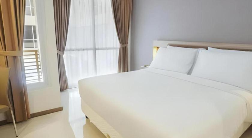My Tower Hotel Surabaya Luaran gambar